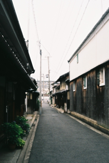 ファイル名: FH000019r.jpg
ファイルサイズ: 128.5KB FH000019r